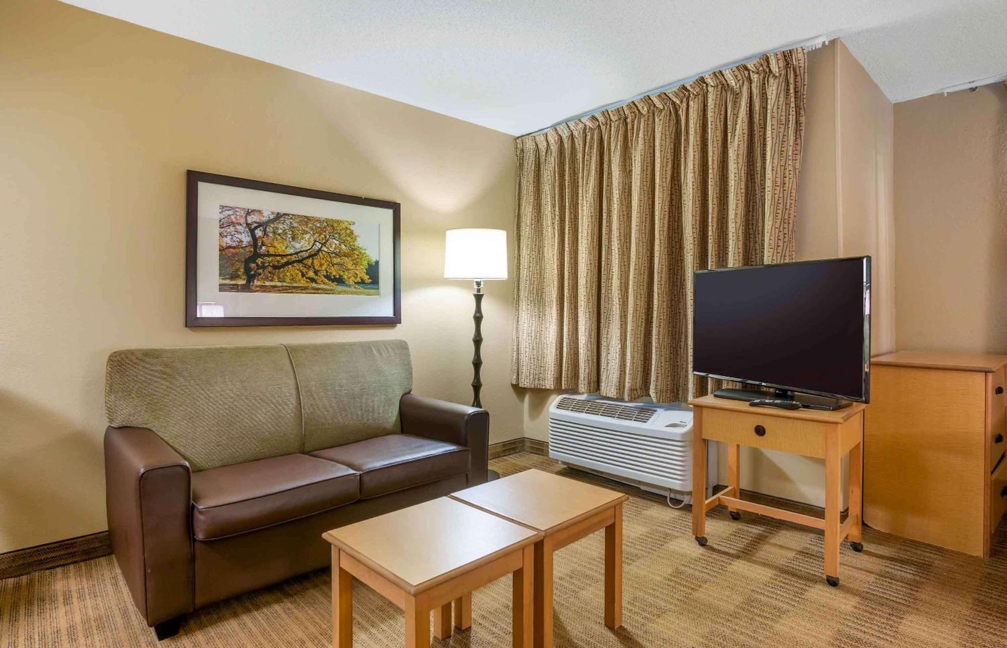 Extended Stay America Select Suites - Jacksonville Salisbury Rd Southpoint Exterior foto